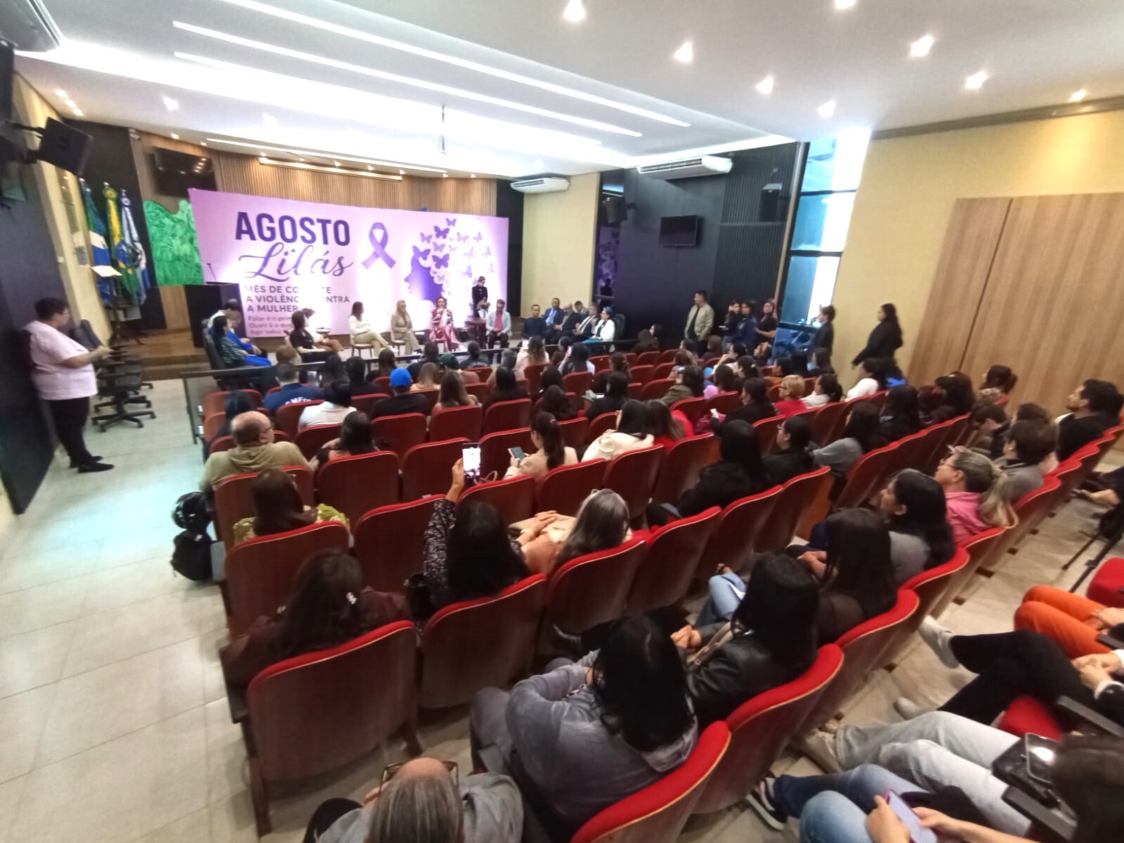 Câmara de Ponta Porã promove debate sobre  os diferentes tipos de violência contra a mulher