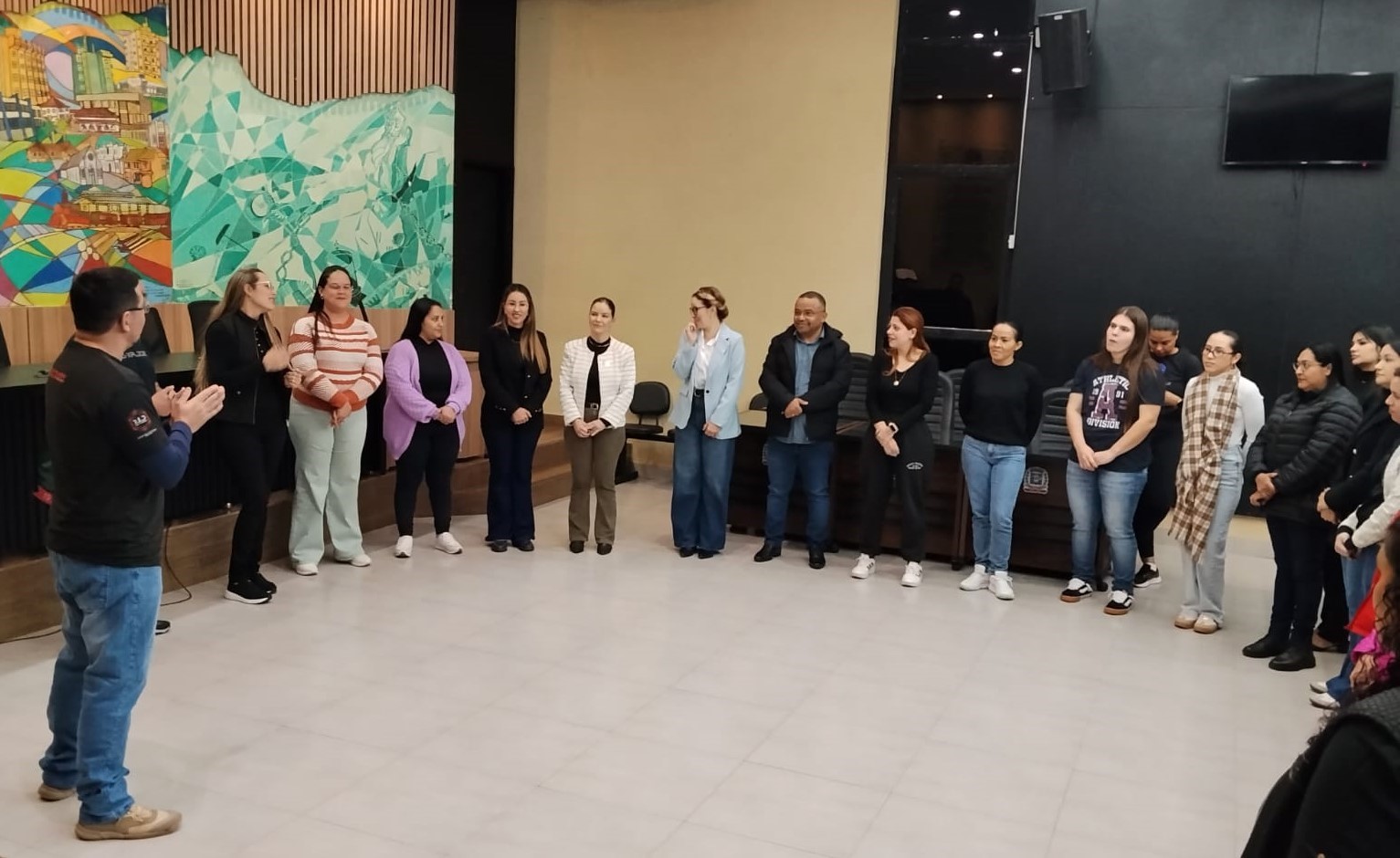 Câmara de Ponta Porã promove curso de defesa pessoal para mulheres dentro da programação do Agosto Lilás