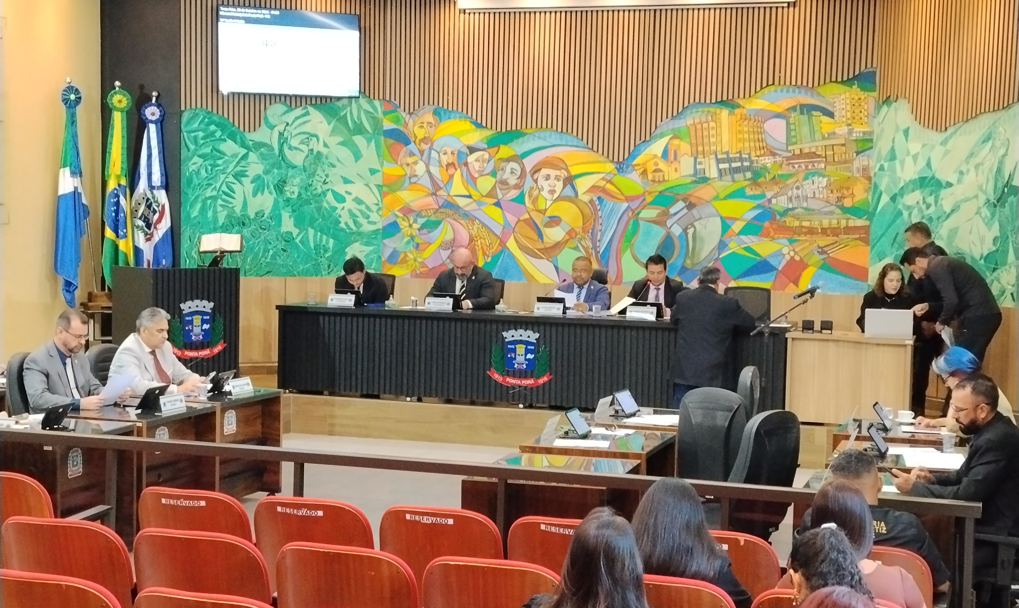 Câmara de Ponta Porã aprova por unanimidade projeto  que institui a Política Municipal de Alfabetização